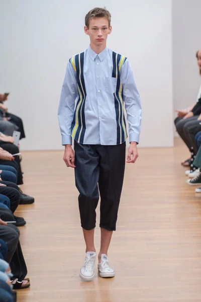 Look 7
